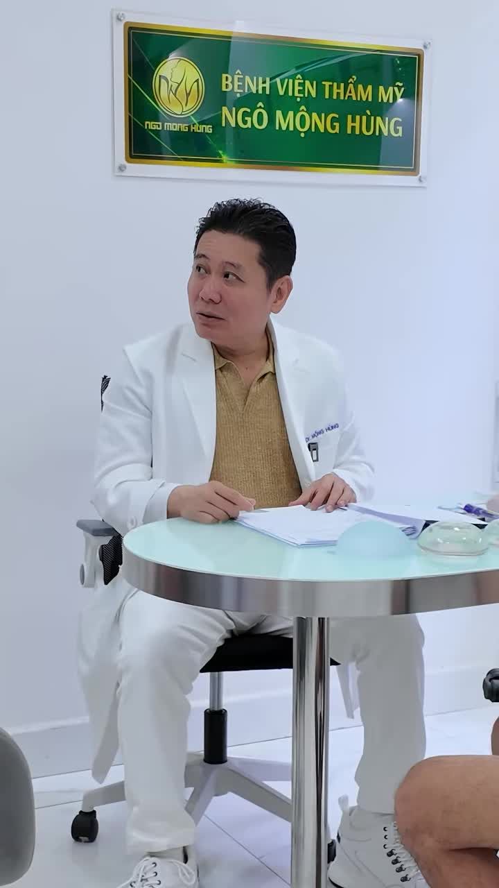 Khi anh người yêu tâm lý dẫn đi làm V1