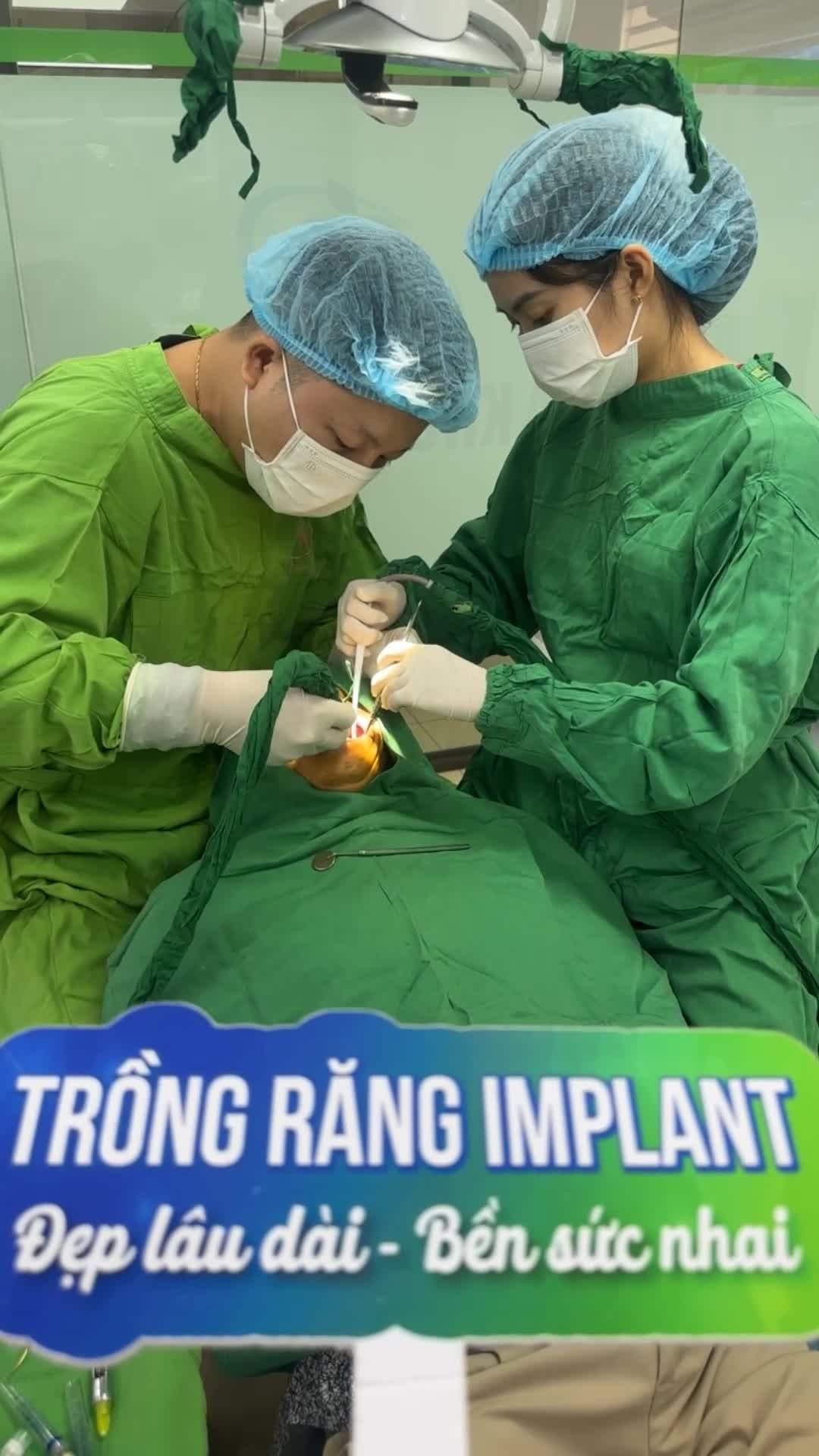 Ca cấy ghép chân răng nhân tạo Implant để khôi phục lại vị trí mất răng 36 cho chú khách hàng