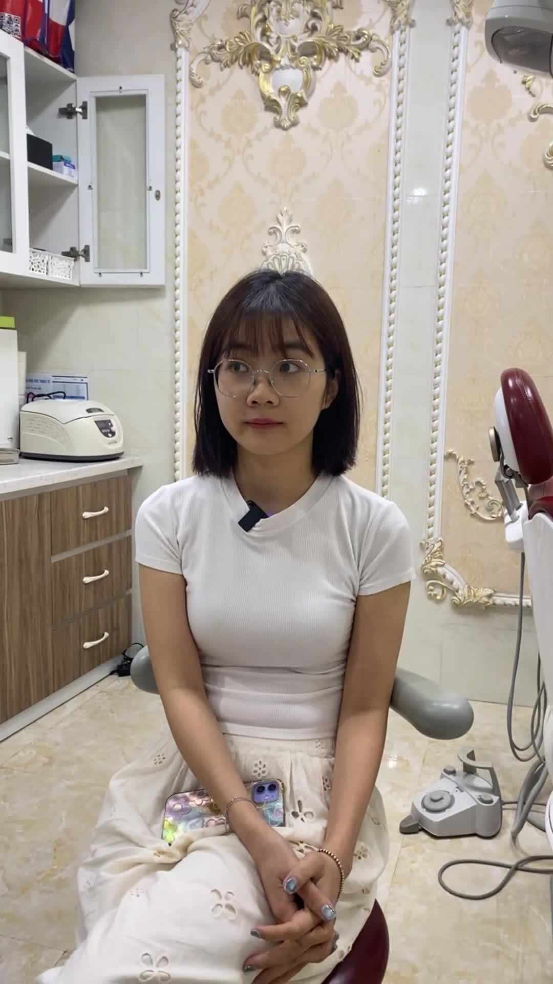 Chia sẻ của bạn Thu Trang sau tháo mắc cài: Niềng răng có thay đổi cả khuôn mặt nhé