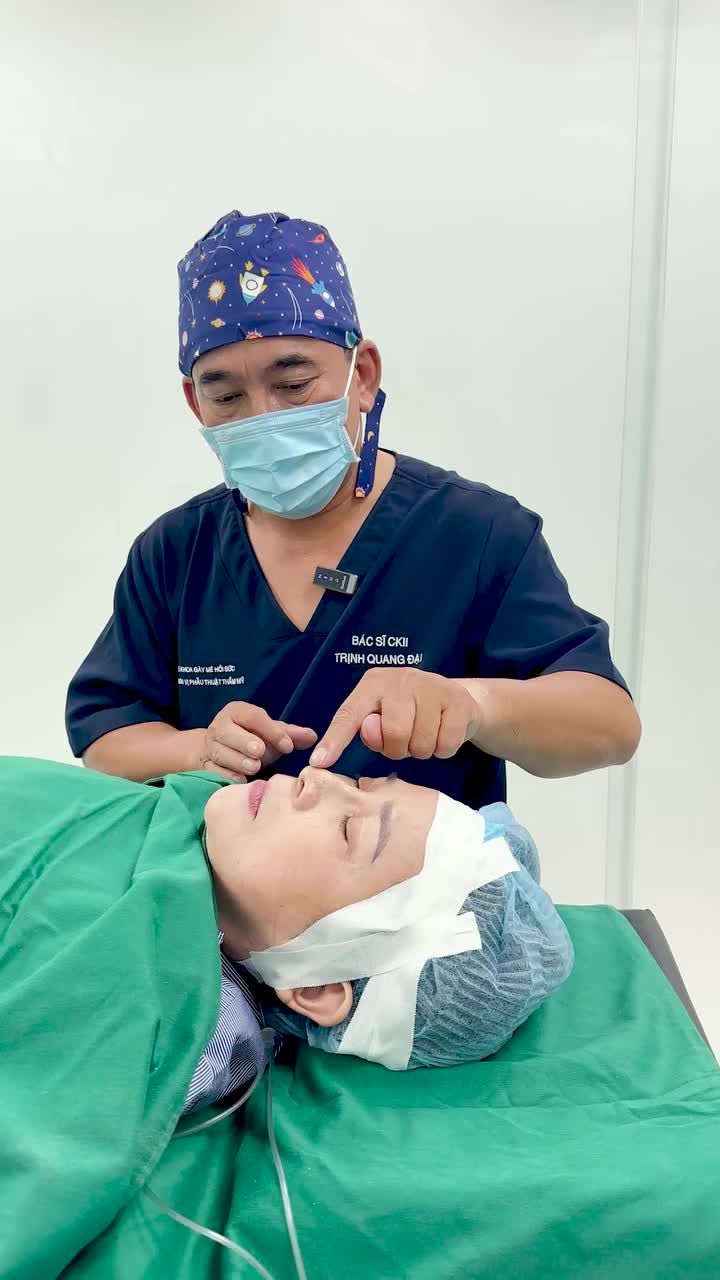 "CỨU TINH" CHO MŨI SAU KHI THÁO SỐNG NHÂN TẠO