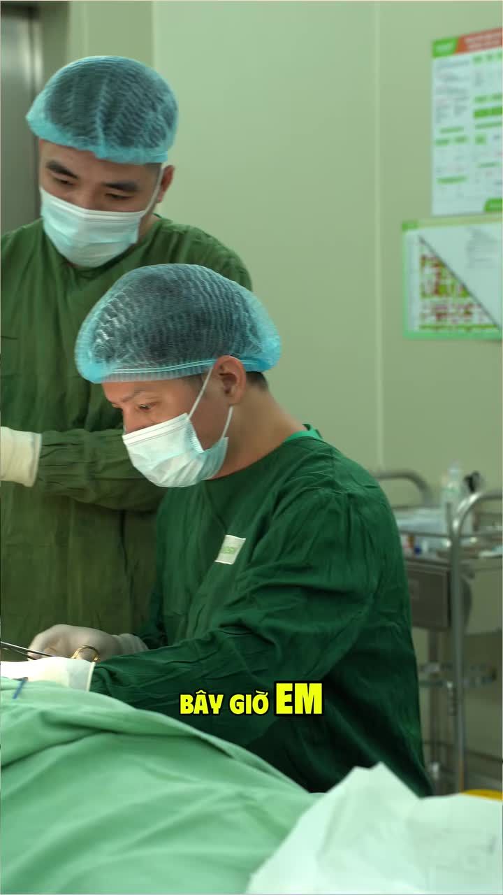 Điều mẹ bầu lo lắng: Có bầu phải tháo sụn mũi?