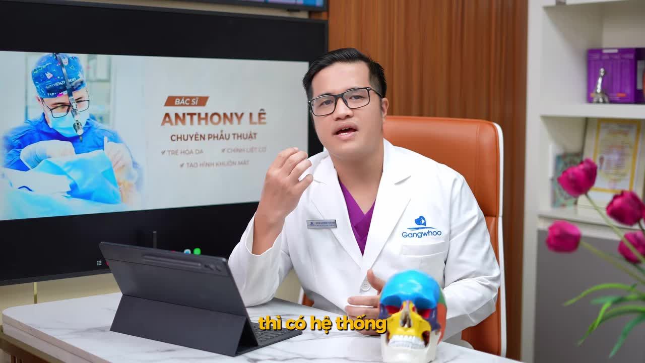 Tại Gangwhoo, mọi ca hàm mặt đều được thực hiện với dao siêu âm Aesculap giúp thao tác chính xác, giảm sưng bầm.