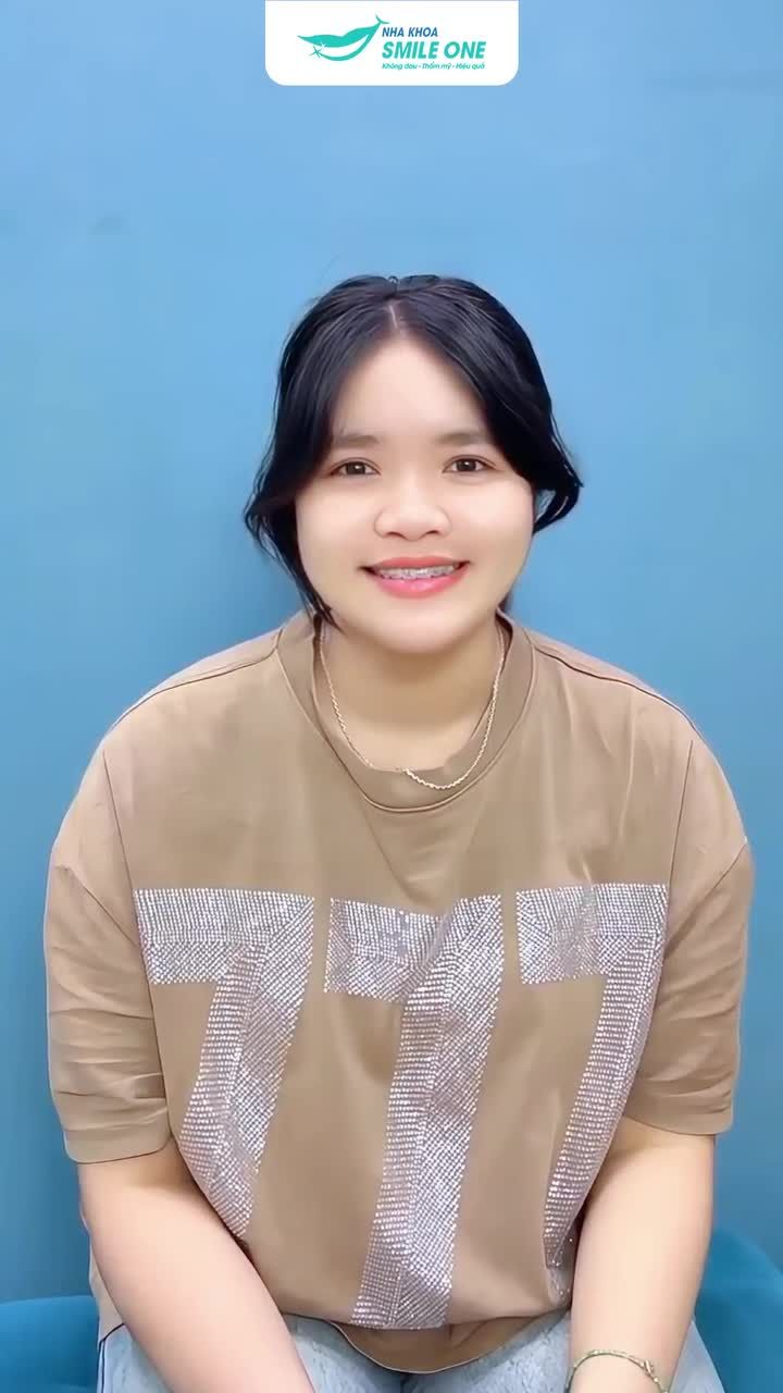 Chưa tới 2 năm, hàm răng của cô nàng sinh viên năm 3 Học viện Tài chính đã được chuyển trạng thái từ: