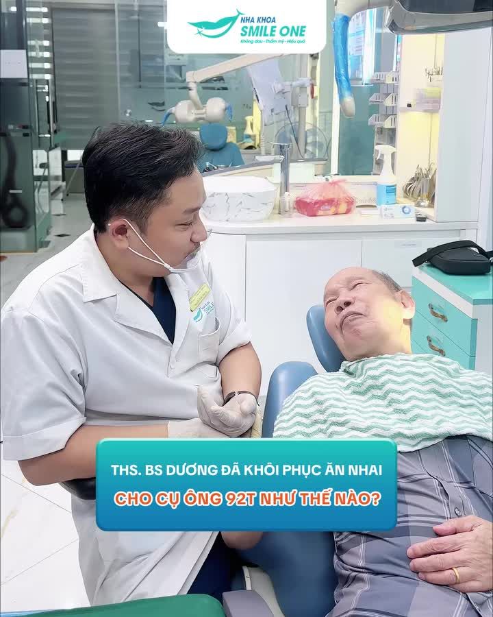92 tuổi - Mất răng hàm trên nhưng bây giờ cụ Nghiễn đã ăn nhai được hoàn toàn bình thường, và răng cũng không hề bị kênh cộm, đau đớn gì.