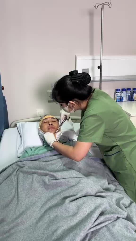 ĐỈNH: Từ MẶT LỆCH KHỚP CẮN Quý ông U40 Bạc Liêu hoá NAM THẦN điển trai sau PHẪU THUẬT HÀM tại JW