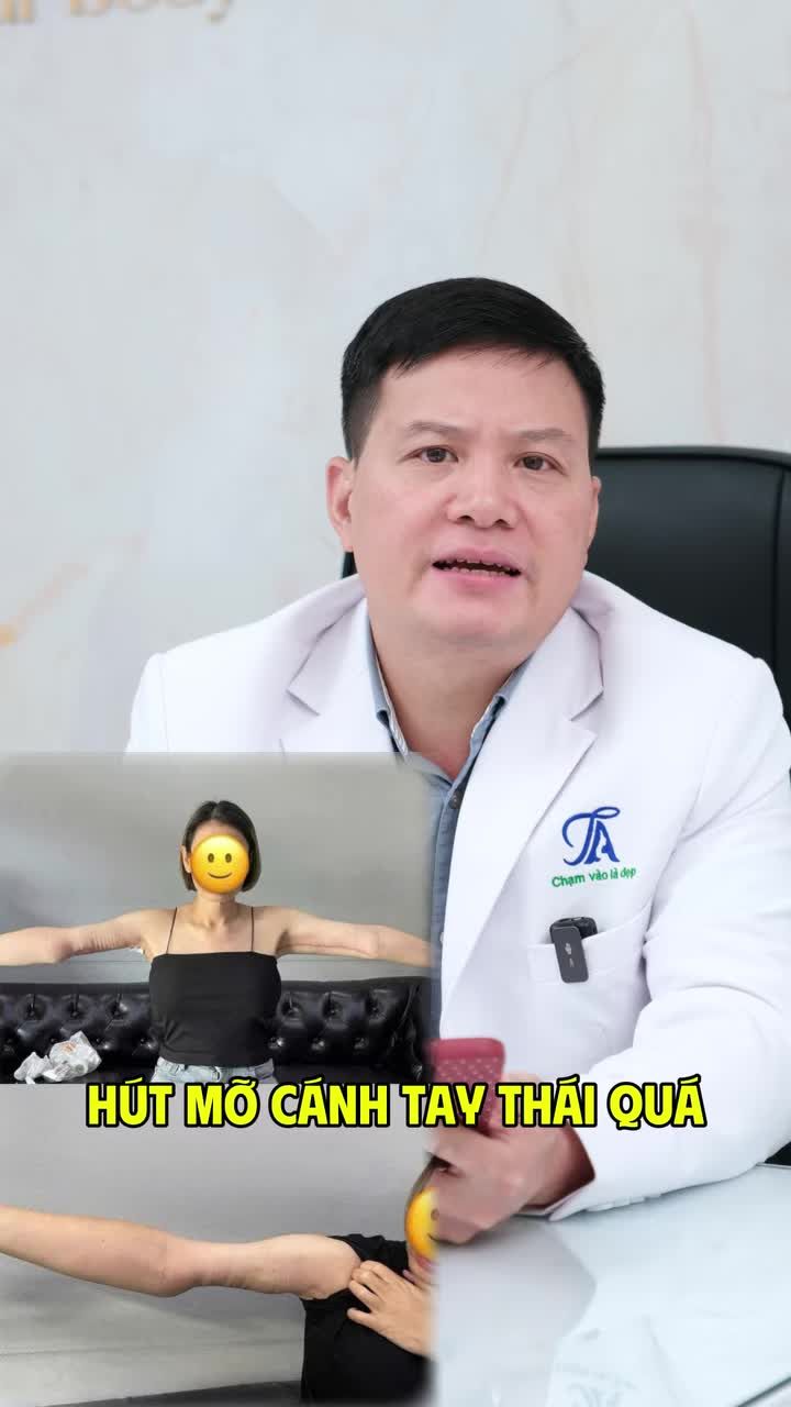 Hút mỡ thái quá khiến bắp tay lõm, gồ ghề; để lại sẹo xấu! Bác sĩ Tuấn Anh bật mí phương pháp khắc phục tình trạng thẩm mỹ lỗi.