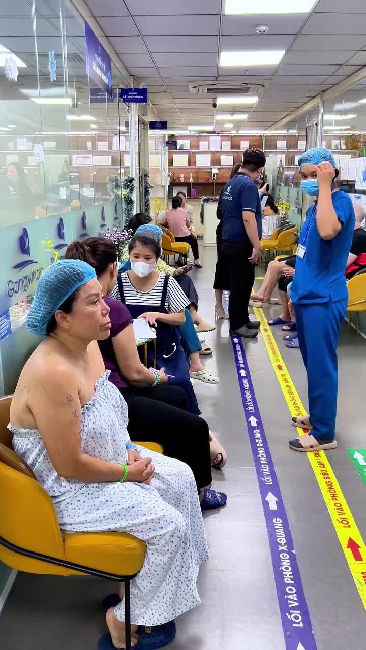 KHÔNG KHÍ ẤM ÁP – LẦU 1 RỘN RÀNG ĐÓN KHÁCH THỰC HIỆN DỊCH VỤ CUỐI NĂM