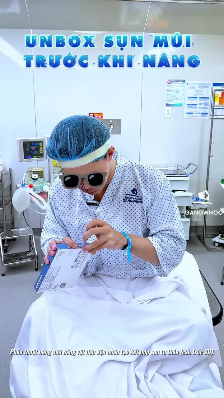 Unbox sụn trước khi phẫu thuật nâng mũi bằng vật liệu độn nhân tạo kết hợp sụn tự thân (cấu trúc 3D) giúp khách hàng yên tâm làm đẹp