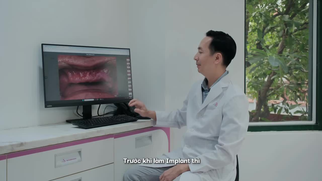 NGƯỜI LỚN TUỔI TRỒNG IMPLANT - KHÔNG CHỈ TAY NGHỀ, MÀ CÒN CẦN CẢ SỰ THẤU HIỂU