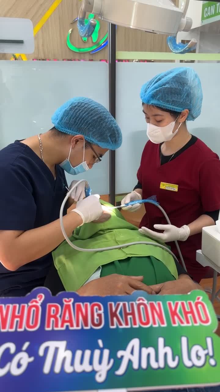 Ca nhổ răng khôn số 48 mọc kẹt, lợi trùm gây đau nhức cho khách hàng tại cơ sở Phổ Yên