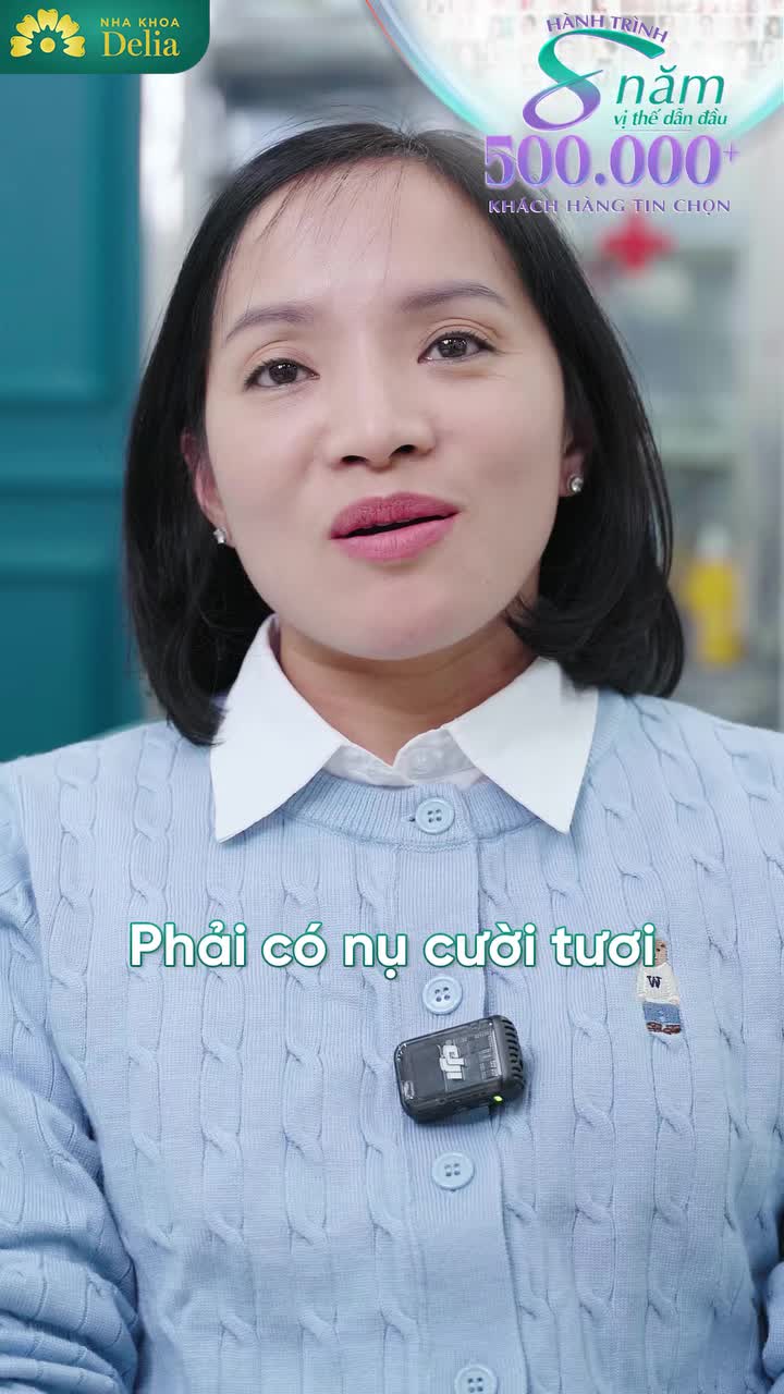Chị gái ở Hoài Đức hết răng nhiễm tetracycline nhờ làm 20 răng sứ Ceramill