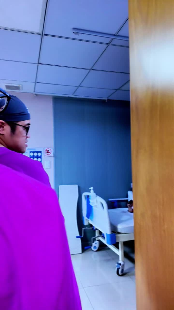 THĂM KHÁM ĐẦU NGÀY SAU PHẪU THUẬT CĂNG MẶT TOÀN PHẦN + SMAS NỘI SOI 4K: BÁC SĨ DẶN DÒ VÀ CHIA SẺ VỀ QUÁ TRÌNH HỒI PHỤC