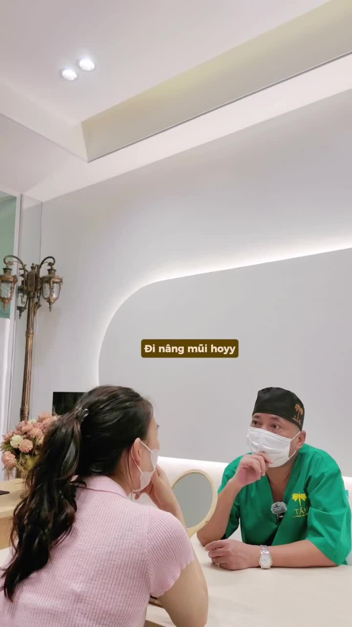 Tự thưởng cho bản thân món quà năm 20 tuổi là một dáng mũi Sline.