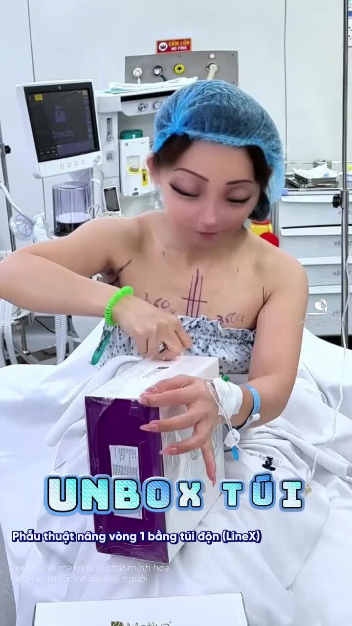 Đừng quên ghé Gangwhoo unbox túi hiệu nâng vòng 1 trước phẫu nhé