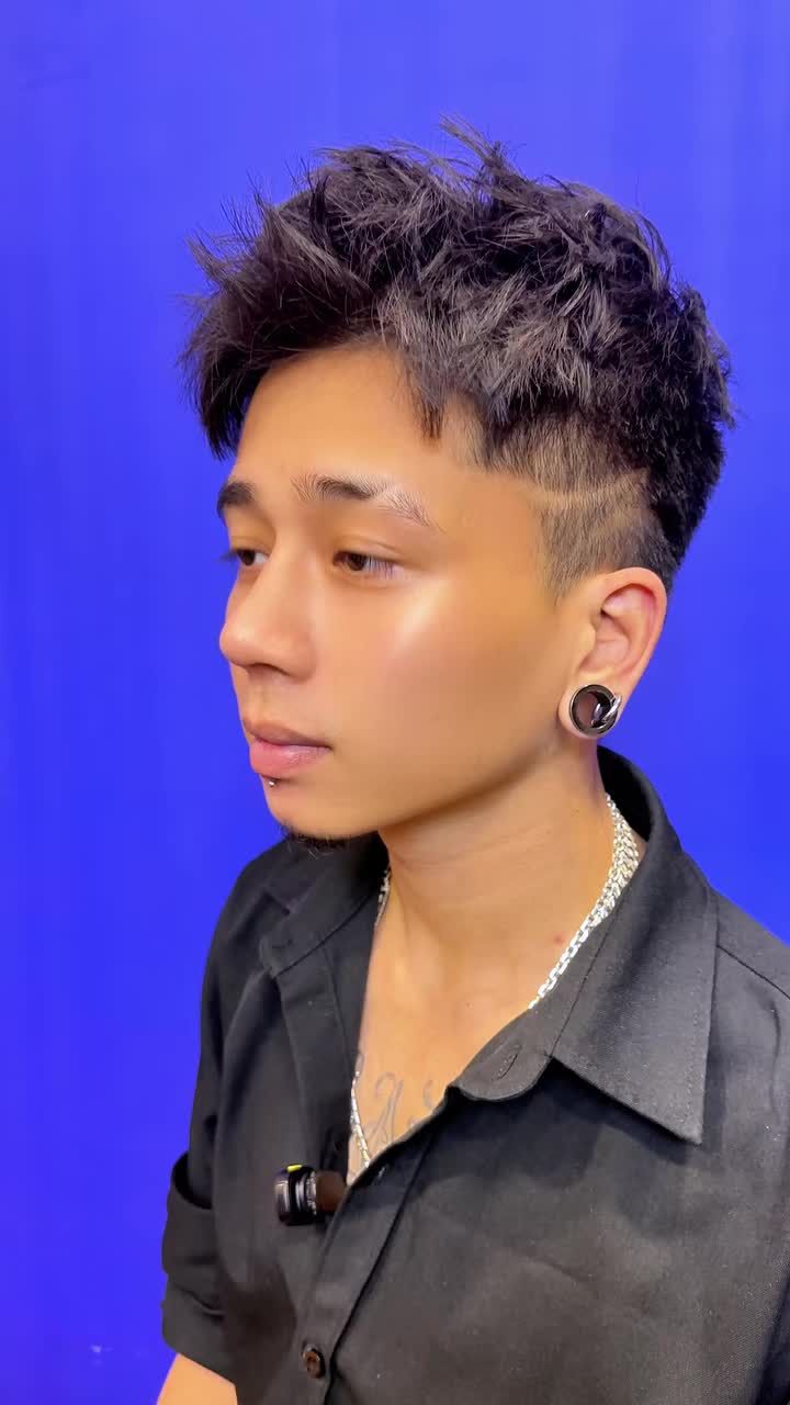 TÁI KHÁM 3 THÁNG SAU NÂNG MŨI KHÁCH HÀNG NAM BẤT NGỜ VÌ KẾT QUẢ ĐẸP VƯỢT MONG ĐỢI VÀ GƯƠNG MẶT THAY ĐỔI