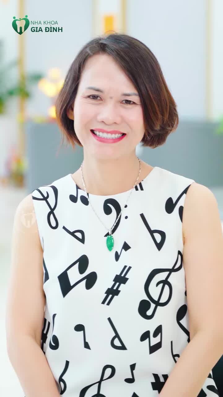 “Không hối hận một giây nào khi quyết định làm răng sứ”