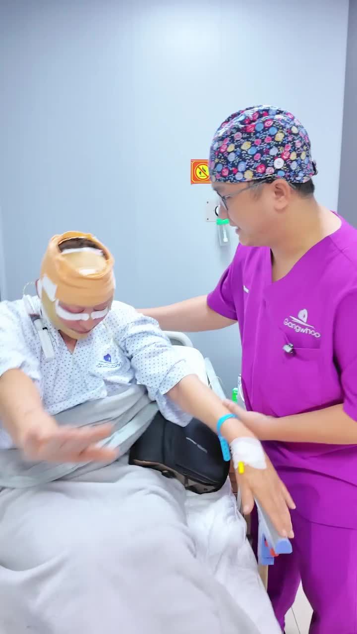 KHÁCH QUỐC TẾ SỮNG SỜ KHI SOI GƯƠNG SAU PHẪU THUẬT CĂNG DA MẶT TOÀN PHẦN + SMAS NỘI SOI 4K: