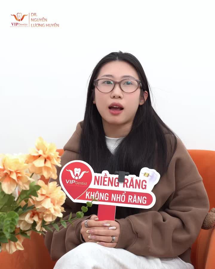 Quá trình chỉnh nha và kết quả sau tháo niềng đã thay đổi nụ cười bạn như thế nào? Cùng lắng nghe chia sẻ của bạn qua video dưới đây nhé !