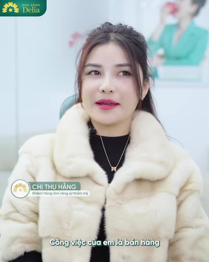 "Từ ngày làm răng sứ mình tự tin lên livestream bán hàng, không còn ngại cười vì hàm răng ố vàng nữa"