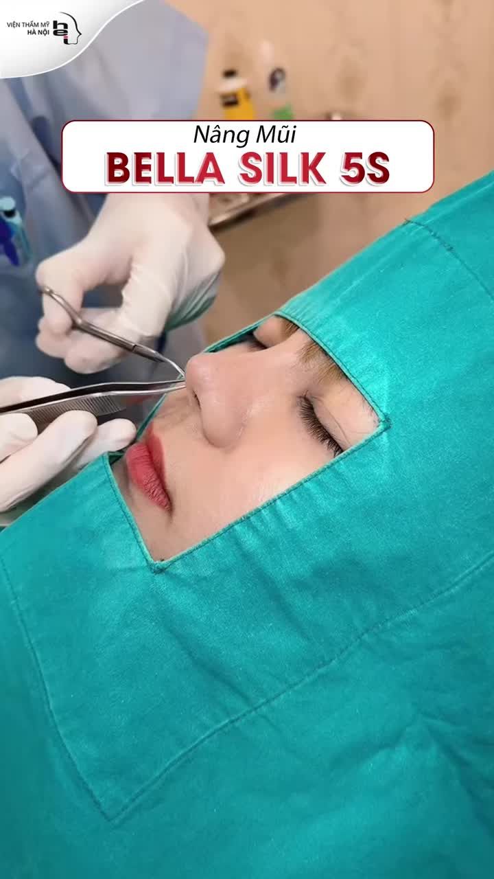 CÙNG MỘT GƯƠNG MẶT - CHỈ KHÁC MỖI DÁNG MŨI