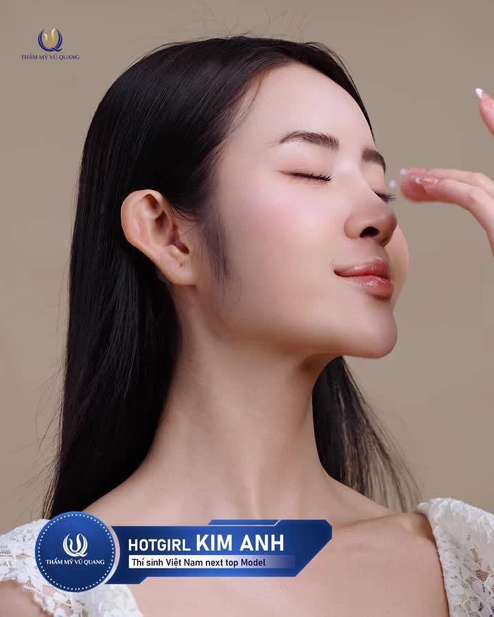 HOTGIRL NÓI GÌ SAU LÀM ĐẸP TẠI BÁC SĨ VŨ QUANG?