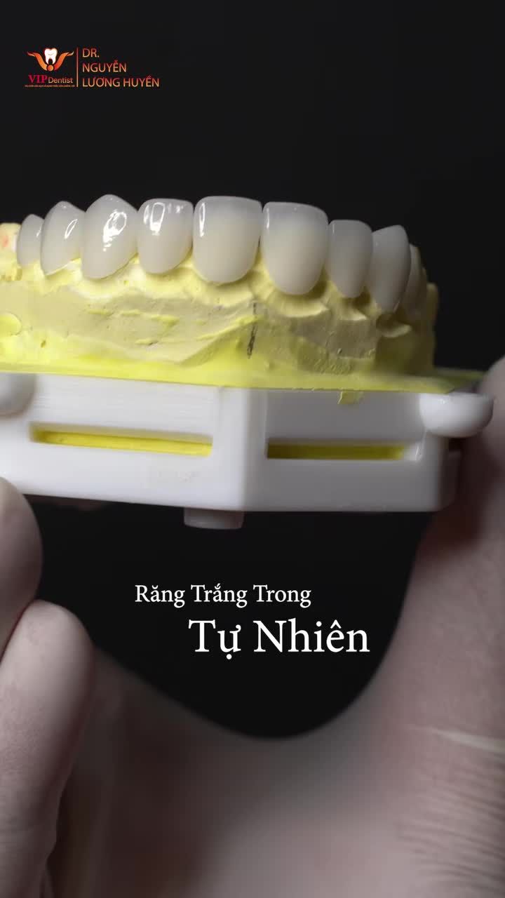 LAVA PLUS - NÂNG TẦM NỤ CƯỜI XINH