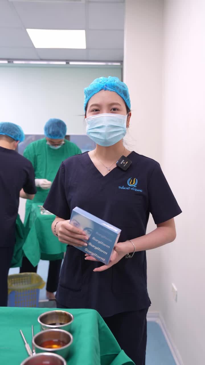 Unbox sụn nguyên seal nguyên kiện cho chị đẹp bay từ Hàn Quốc về Việt Nam đón tết