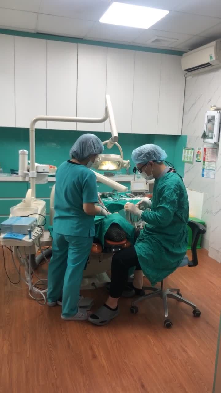 TRỒNG RĂNG IMPLANT TỨC THÌ - GIẢI PHÁP TỐI ƯU DI CHUYỂN CHO KHÁCH NƯỚC NGOÀI