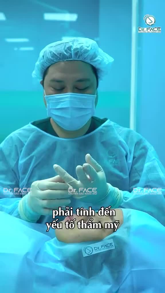 Rất nhiều khách khi đến tư vấn đều nói: “Em muốn mũi cao hơn, dài hơn một chút nữa…” Nhưng trong thẩm mỹ, cao chưa chắc đã đẹp.