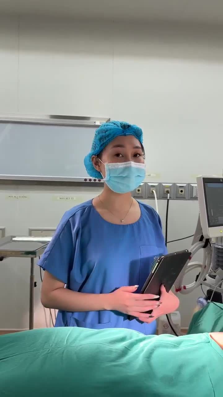 Nâng ngực Mentor 300cc (T) – 325cc (P)  Đường chân ngực – không khâu da, thẩm mỹ cao Thu gọn núm giúp tổng thể V1 cân đối Kết hợp hút mỡ nách, cho dáng ng-ực gọn gàng