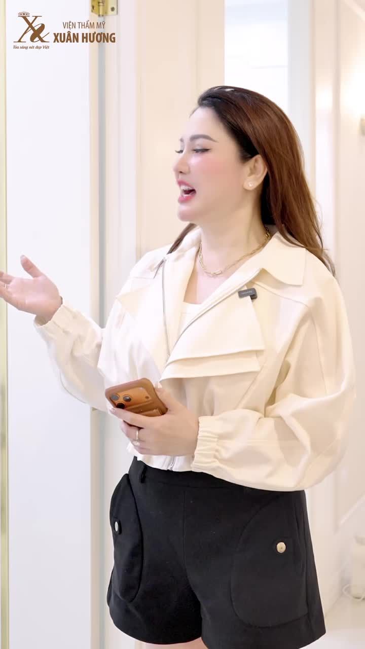 CHỦ TỊCH XUÂN HƯƠNG TRỰC TIẾP THIẾT KẾ DÁNG MÀY MỚI CHO KHÁCH HÀNG VIP NÂNG CUNG MÀY