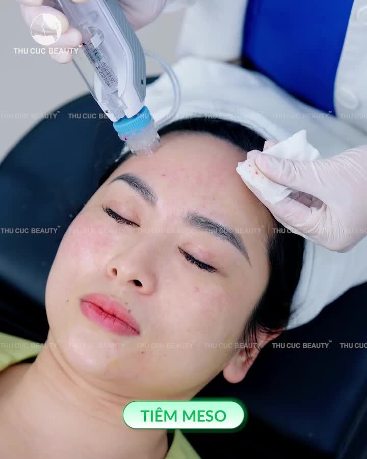 Nếu cuộc đời không rực rỡ thì sao? Thì mình phải "tự tô" cho rực rỡ nha các nàng!