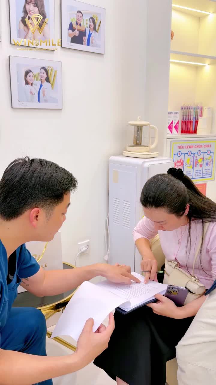 Niềng sớm sợ con đau, con vướng víu gây ảnh hưởng đến học tập, đến cuộc sống hàng ngày là nỗi lo của rất nhiều bậc phụ huynh.