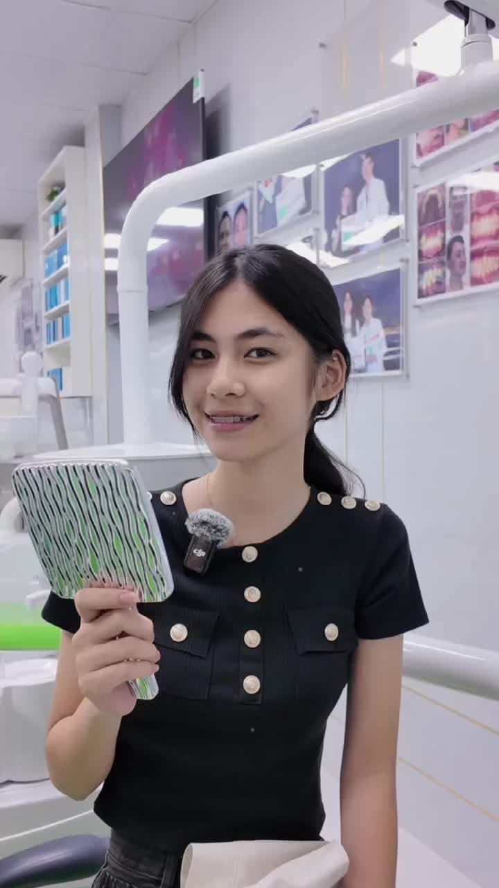 Lên ngày cho mấy bà 1 ca tháo niềng đầu năm để có động lực niềng răng liền nhaaaa