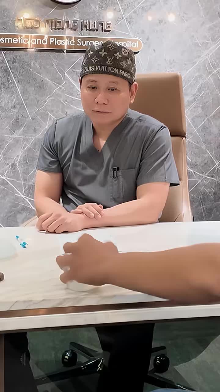 KH nâng V1 chọn size nhỏ xong lại hối hận!
