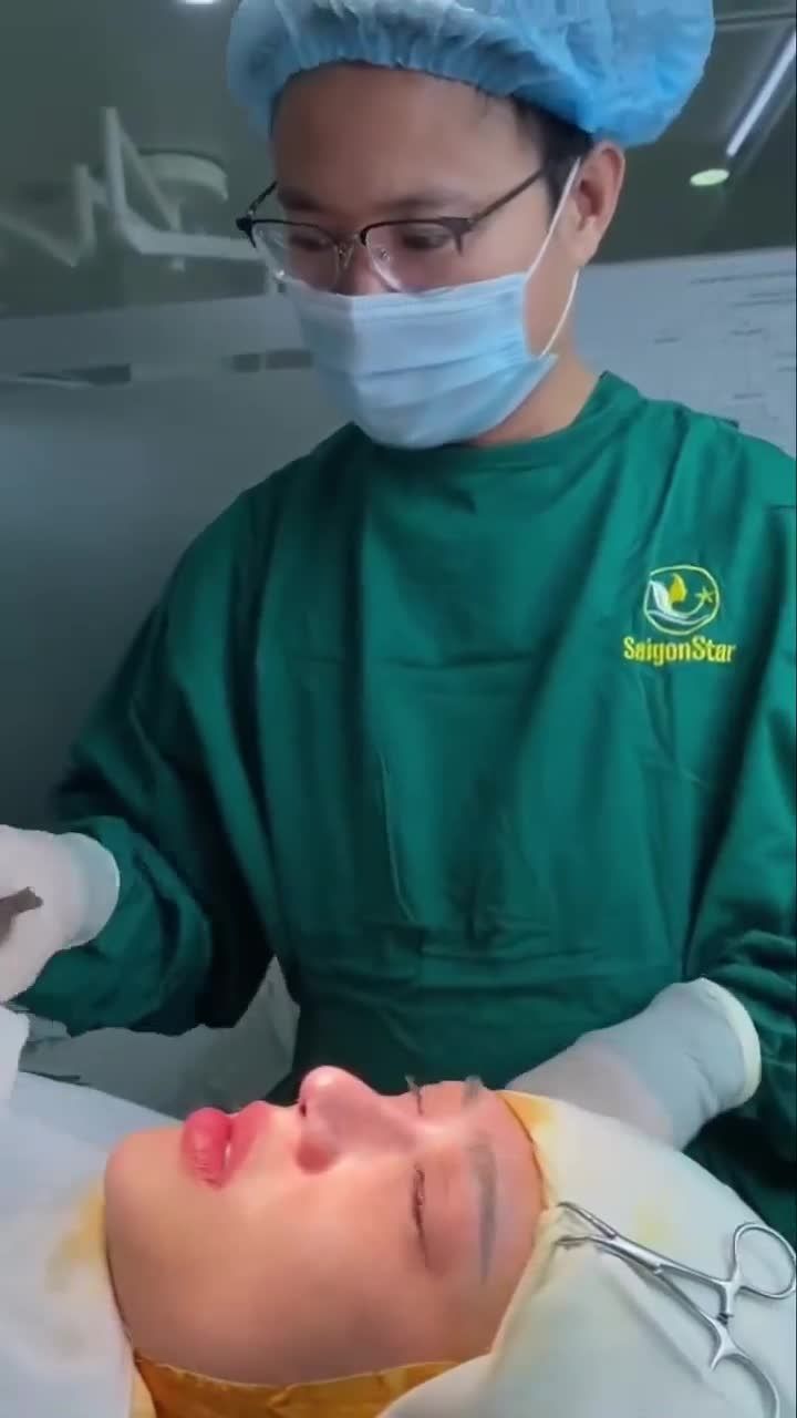 KẾT QUẢ SAU 60 PHÚT NÂNG MŨI CẤU TRÚC DR. HOẠT