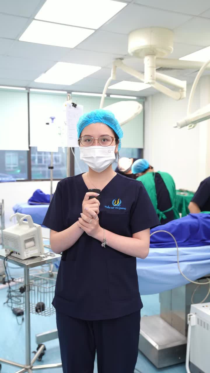 Tháo bỏ chất liệu từng bị lừa là Surgiform cho chị gái từ Nhật về và ekip của Dr Vũ Quang sẽ gải quyết ntn?