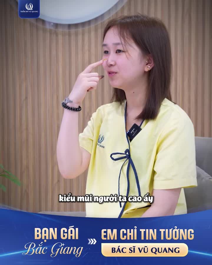 Chẳng cần đi đâu xa, cô gái Bắc Giang chọn gửi gắm nhan sắc cho người Bác sĩ đồng hương tài hoa BS Vũ Quang. Một sự lựa chọn, mười phần tự hào.