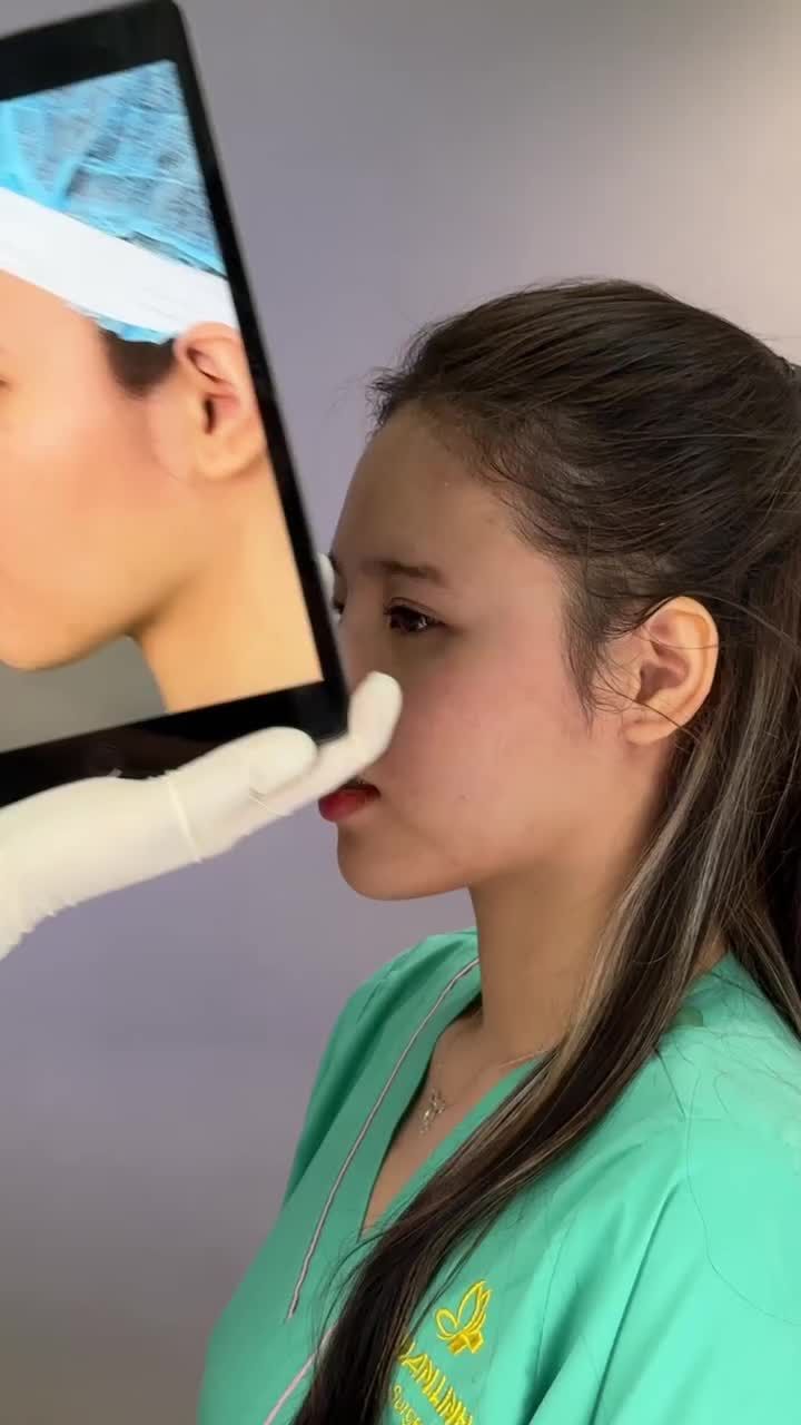 TIẾT KIỆM CẢ NĂM ĐỂ NÂNG CẤP DIỆN MẠO - CUỐI NĂM CHƯA KỊP ''ĐẶT LỊCH'' THÌ ĐẦU NĂM MÌNH ''TẤT TAY'' LUÔN ĐI KHÁCH ƠI!!