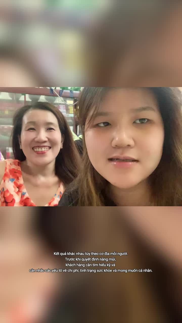 “Có tiền là phải cho con gái đi nâng mũi liền” là “châm ngôn” của ba mẹ G.H., sinh viên Trường Đại học Kinh tế TP. HCM.