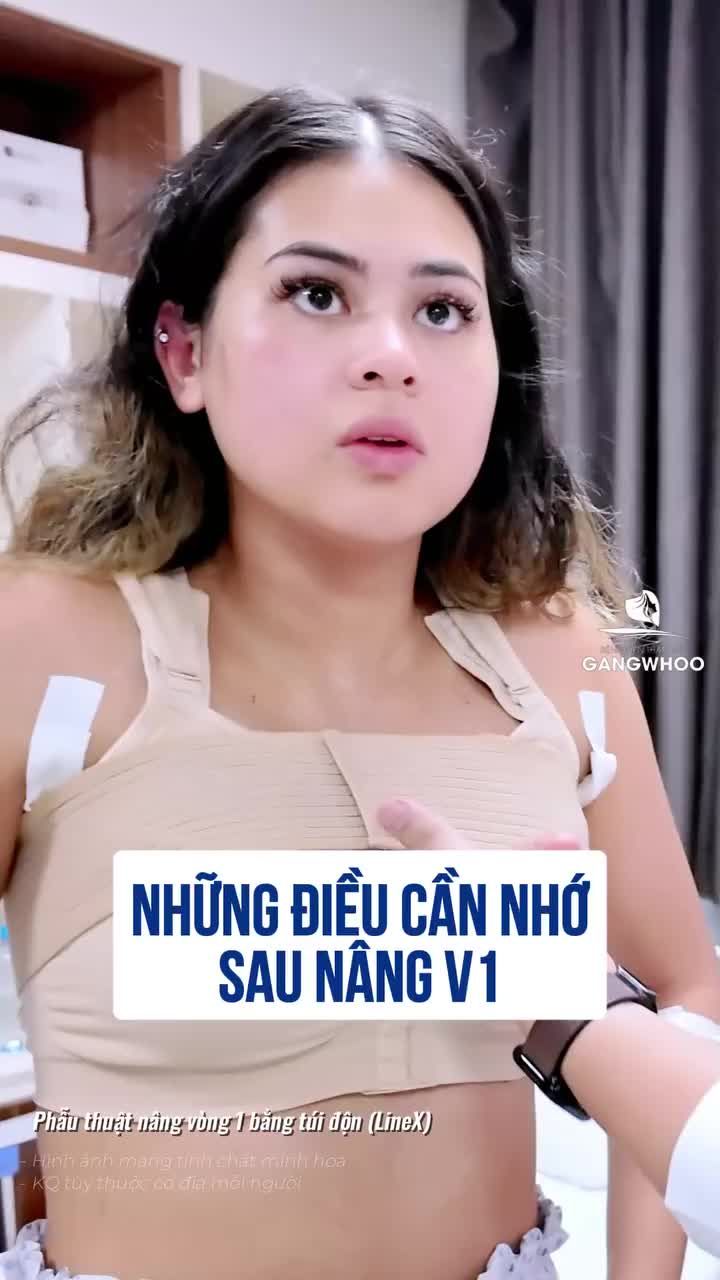 Bác sĩ hướng dẫn khách hàng về chế độ ăn uống và kiêng cử sau khi phẫu thuật nâng vòng 1 để có kết quả hoàn hảo nhất