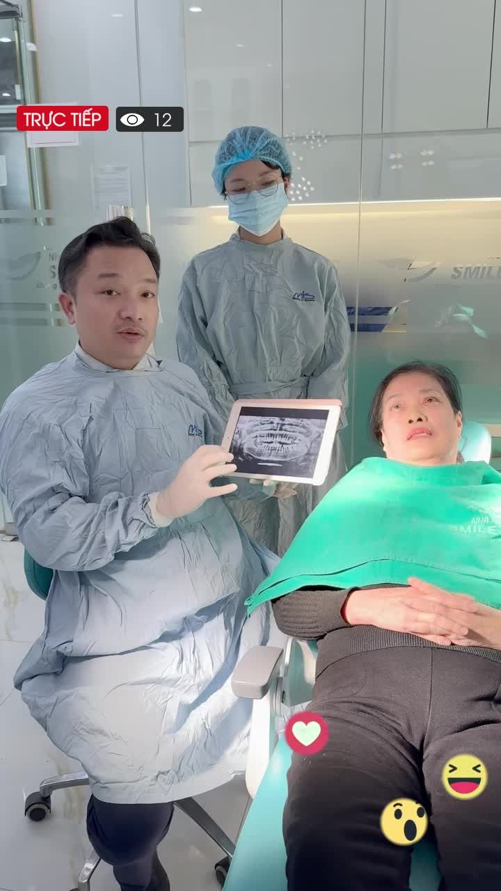 CA NHỔ CẤY IMPLANT TỨC THÌ CHO CÔ LIÊN 65 TUỔI MẤT RĂNG 15 NĂM