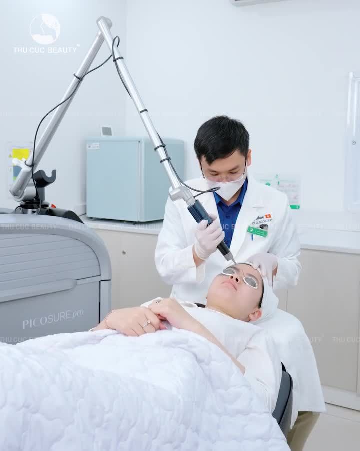 Xóa bớt, xóa nỗi tự ti. Tìm lại sự tự tin cho tuổi 17