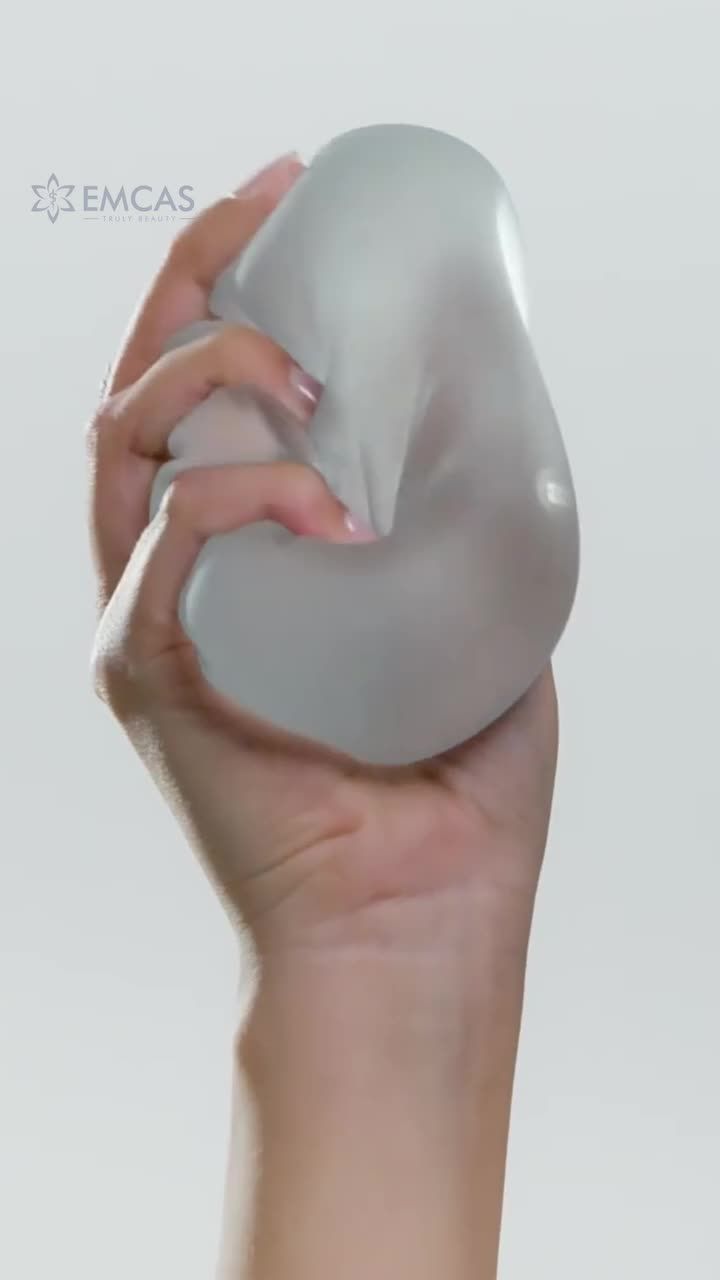 Quy trình sản xuất nào cũng có thể xảy ra sai sót, túi ngực cũng không ngoại lệ.