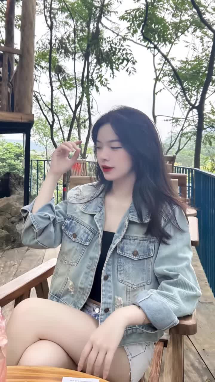 Đừng để sự tự ti cản bước bạn. Niềng răng sớm, tự tin sớm!