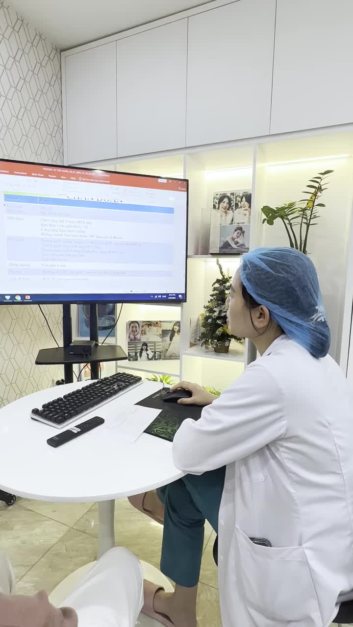 Răng khấp khểnh gây tiêu xương, tụt lợi sớm ở người trẻ tuổi – Đừng chủ quan bạn nhé!