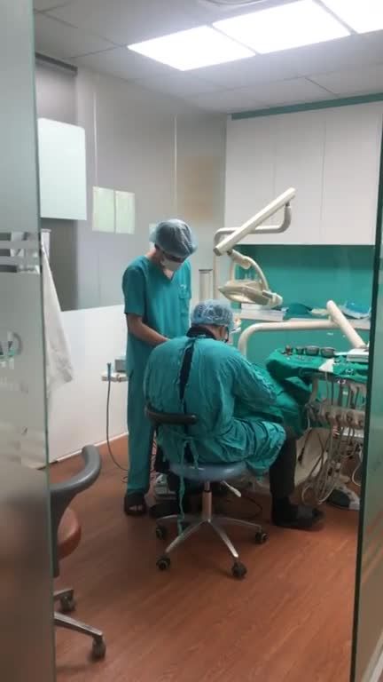 Ca cấy ghép implant tại Nha khoa quốc tế Việt Pháp