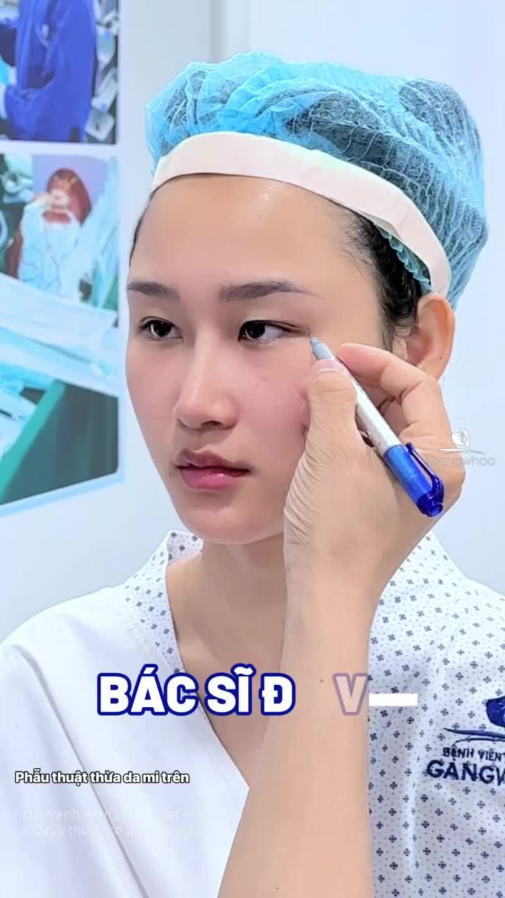 Mắt hai mí trong trẻo và lung linh