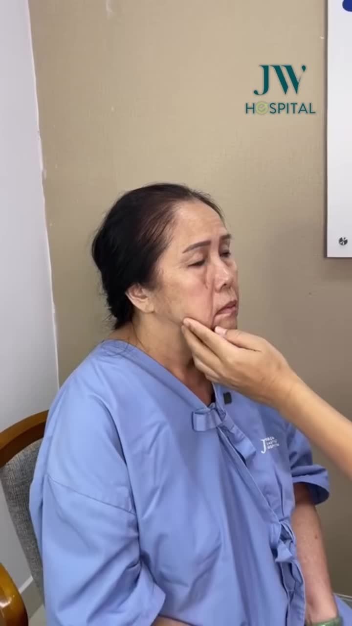 SỰ THẬT HAY QUẢNG CÁO? U70 GẶP BÁC SĨ TÚ DUNG CĂNG DA MẶT SMAS PRO TRẺ LIỀN 20 TUỔI?