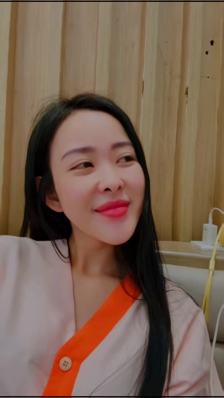 Nhả vía được chồng hộ tống đi làm đẹp cho "các vợ" nè